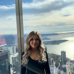 Meet your Posher, Mikayla